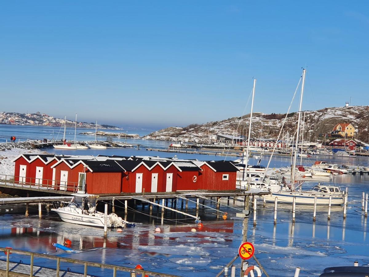 Skargardsidyll Pa Bjorko Med Gangavstand Till Havet Skarvik Buitenkant foto